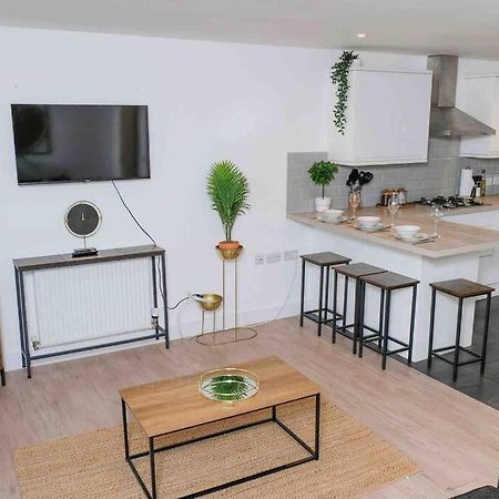 Garden Of Eden 1 Bedroom Flat In Fishponds Bristol Exterior photo
